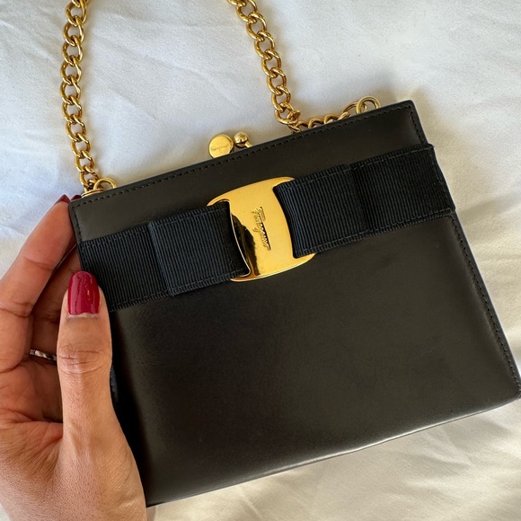 *SOLD*Authentic Salvatore Ferragamo Leather Black Bow Bag w/ Gold Chain - Picture 6 of 17